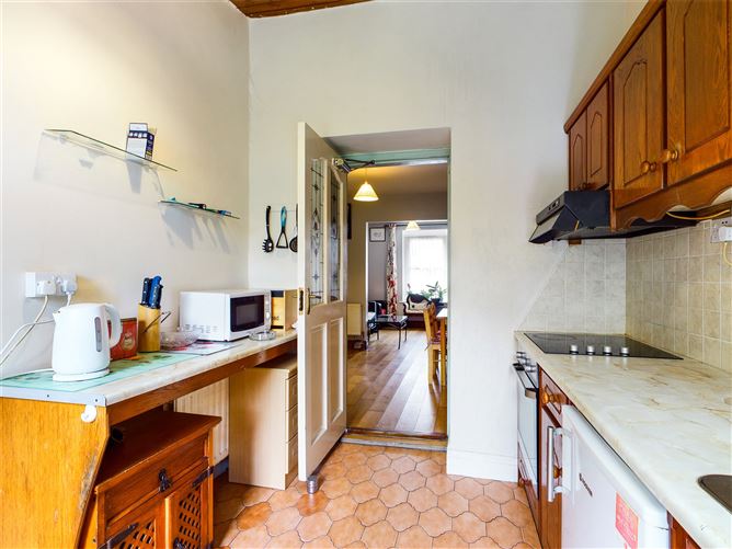 15 Lisheen Terrace, Mitchel St., Thurles, Co. Tipperary