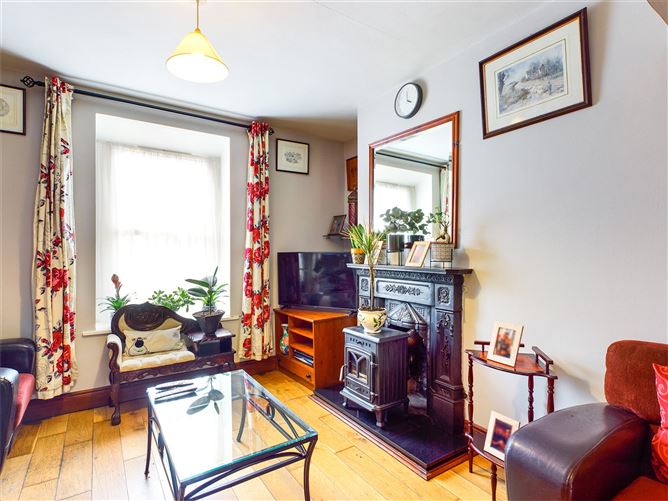 15 Lisheen Terrace, Mitchel St., Thurles, Co. Tipperary