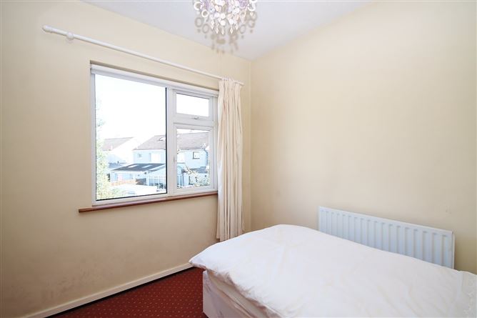 10 Lugnaquilla Avenue, Greenpark, Walkinstown, Dublin 12