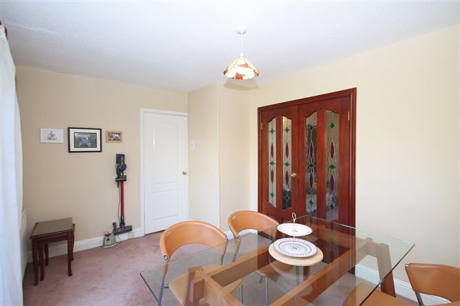10 Lugnaquilla Avenue, Greenpark, Walkinstown, Dublin 12