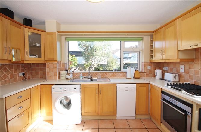 10 Lugnaquilla Avenue, Greenpark, Walkinstown, Dublin 12