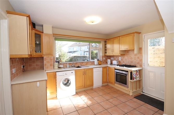 10 Lugnaquilla Avenue, Greenpark, Walkinstown, Dublin 12