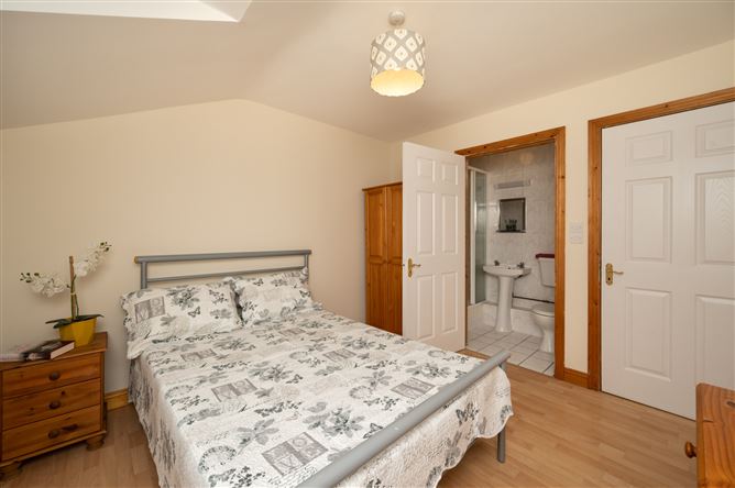5 Gowran Court, Island Cross, Little Island, Co. Cork