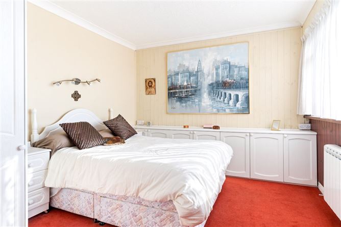 30 Seabank Court, Marine Parade, Sandycove, Co. Dublin