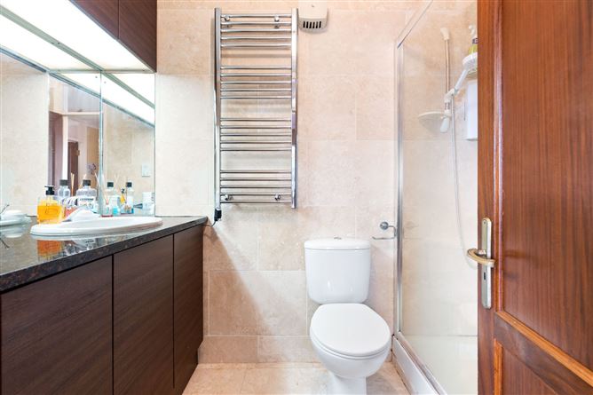 30 Seabank Court, Marine Parade, Sandycove, Co. Dublin