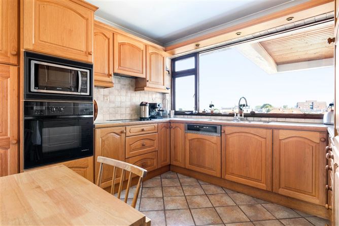 30 Seabank Court, Marine Parade, Sandycove, Co. Dublin