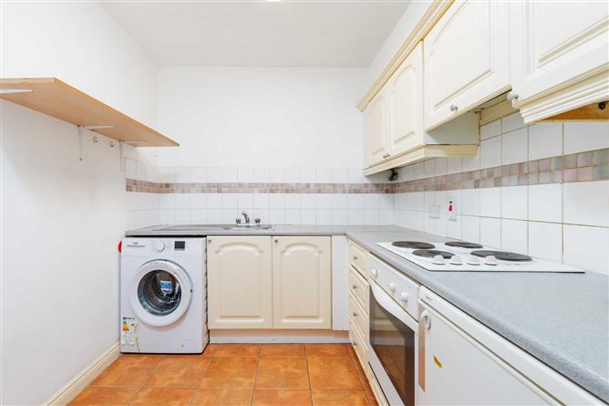 79 Stewart Hall, Ryder`s Row, Dublin 1, County Dublin