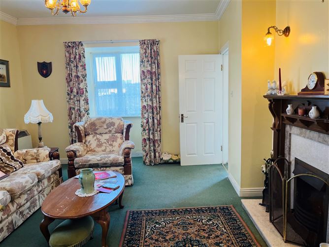 Atlantic View, Erin Street, Kilkee, Clare