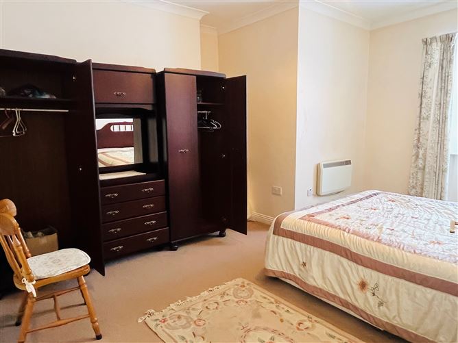 Atlantic View, Erin Street, Kilkee, Clare
