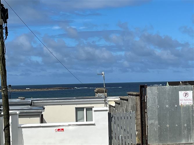 Atlantic View, Erin Street, Kilkee, Clare