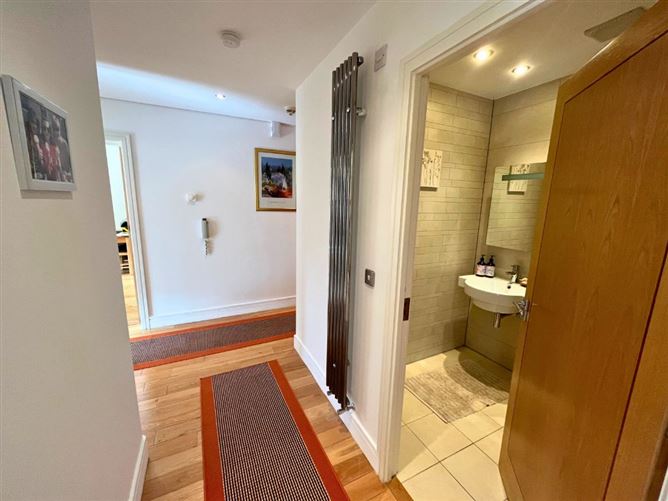 39 The Willow, Parkview, Stepaside, Dublin 18