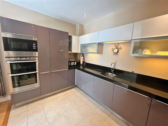 39 The Willow, Parkview, Stepaside, Dublin 18