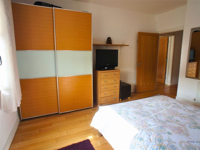 39 The Willow, Parkview, Stepaside, Dublin 18