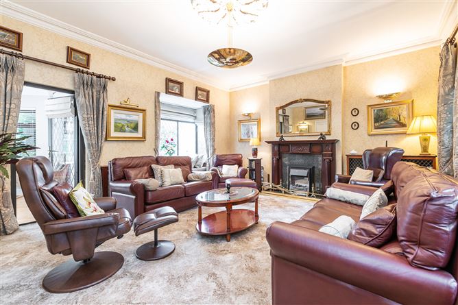 Clonómra, 36 Grange Road, Rathfarnham, Dublin 14