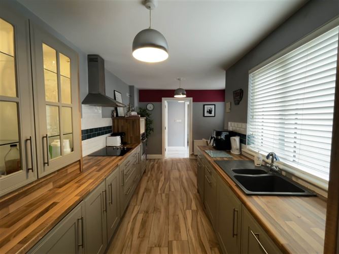 63 Pearse Place, Fairgreen, Ballysimon, County Limerick