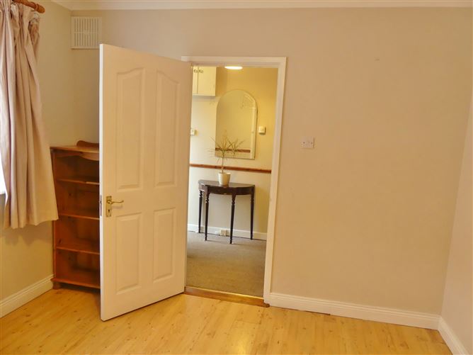 Photo 5 of 29 — 267, St, James Road, Greenhills, Walkinstown, Dublin 12