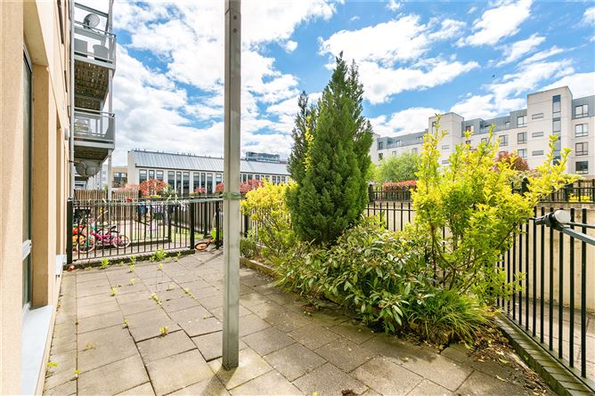 26 Clearwater Court North, Royal Canal Park, Ashtown, Dublin 15