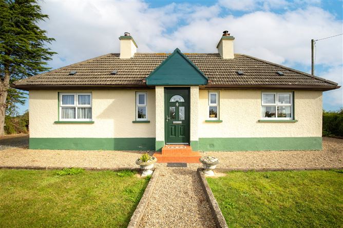 Main image for Dezanne Cottage,Rathangan,Duncormick,Co Wexford,Y35 C9W8