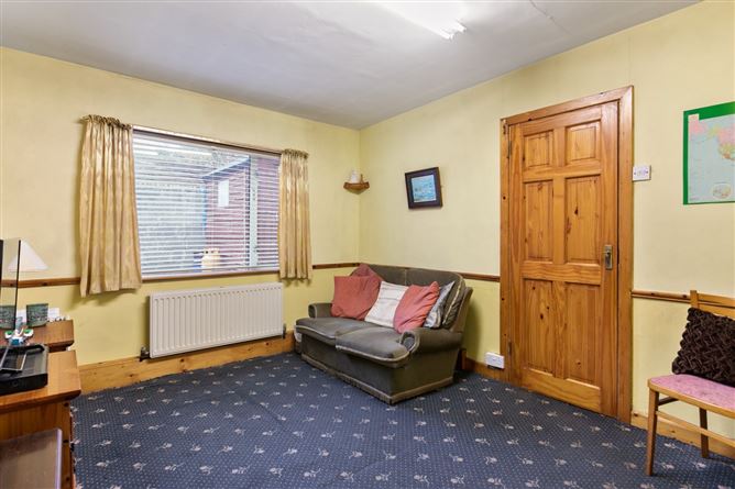 18 Woodlawn Park, Dun Laoghaire, Co. Dublin