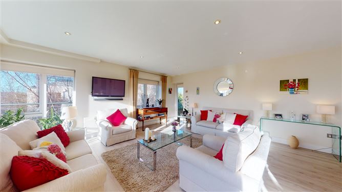 13 Kelston Hall, Kelston View, Foxrock, Dublin 18