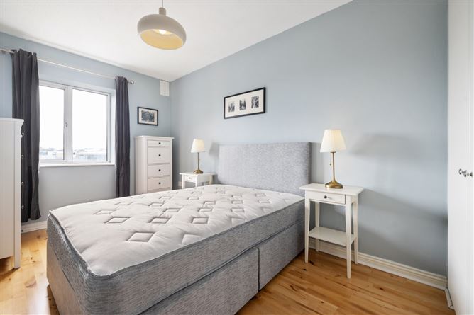 56 20 Christchurch Place, Christchurch, Dublin 8