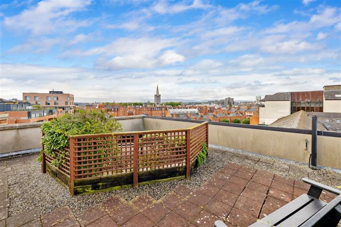 56 20 Christchurch Place, Christchurch, Dublin 8