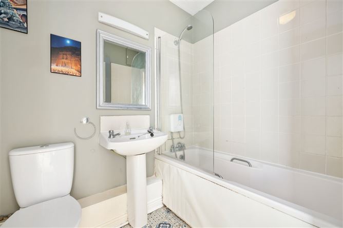 56 20 Christchurch Place, Christchurch, Dublin 8
