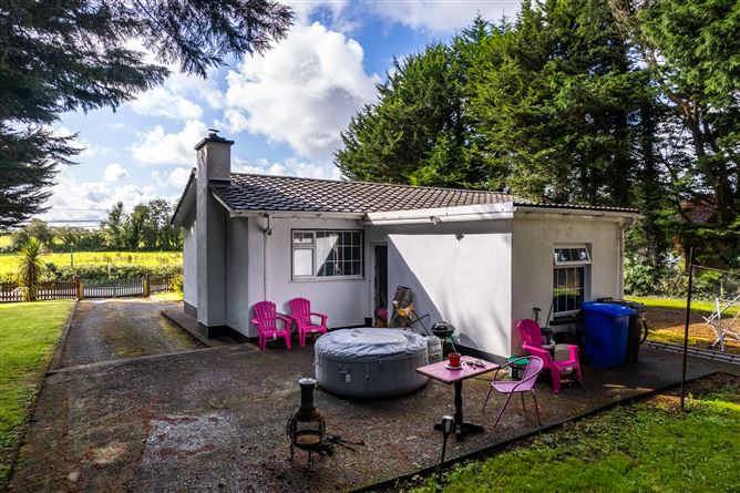 Lowville, Ahascragh, Ballinasloe, Galway