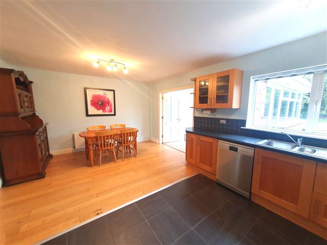 13 Abbotswood Avenue Monastery Road, Rochestown, Cork City