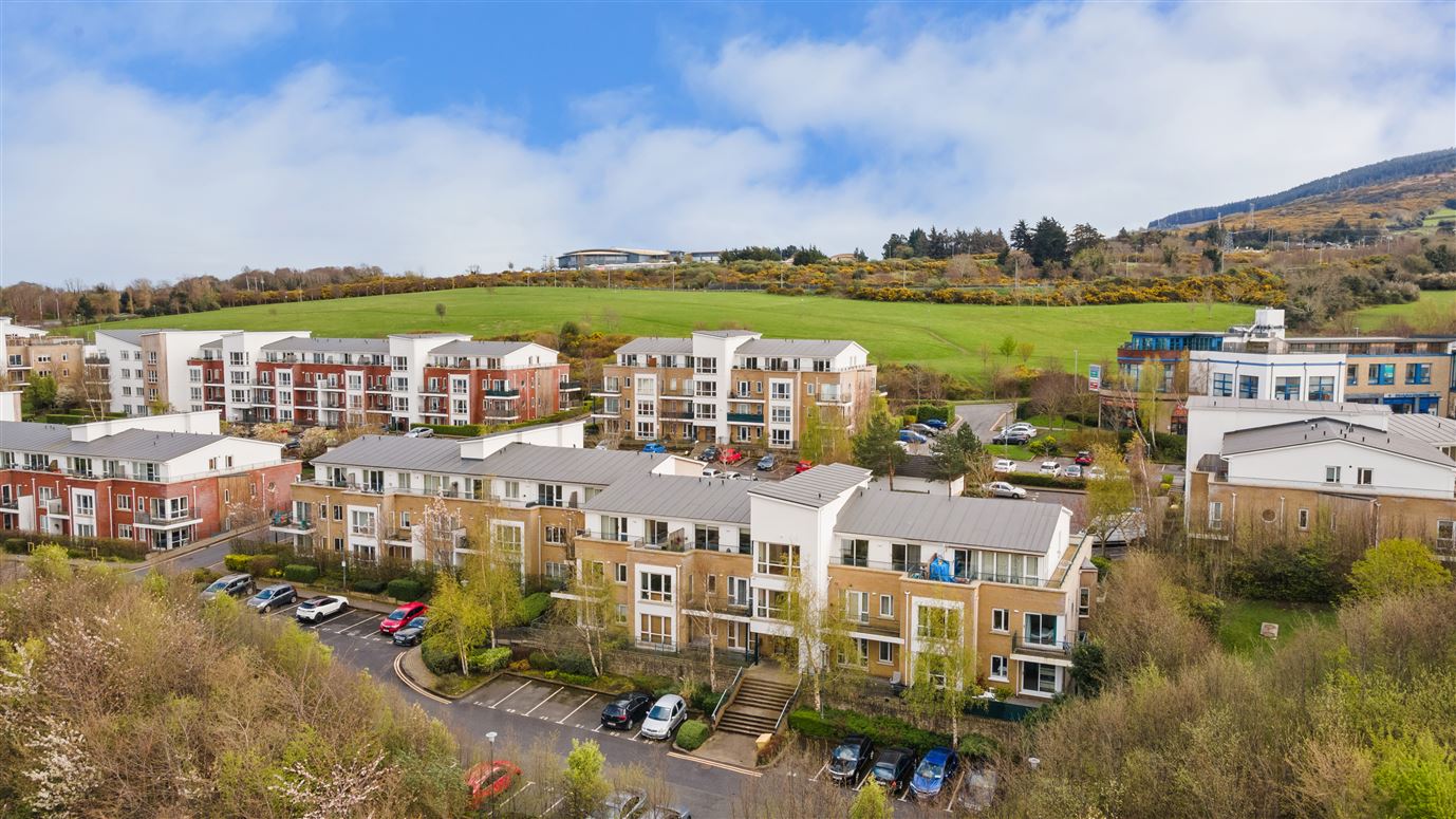 68 Rockview, Simons Ridge, Sandyford, Dublin 18