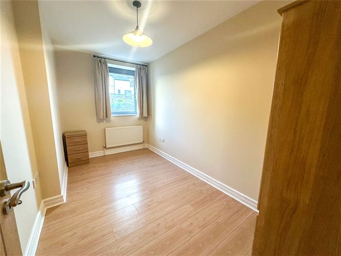 18 Caireal Mor, Headford Road, Castlegar, Galway