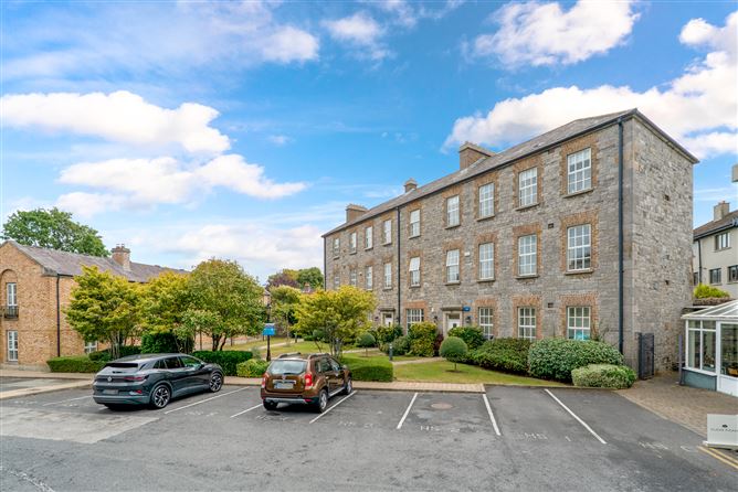 Photo 17 of 18 — Apartment, Haddington Square, Haddington Road, Ballsbridge, Dublin 4