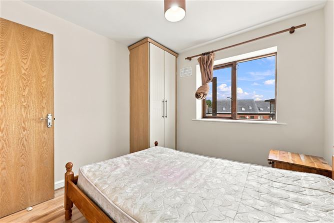 24, Saint Canice'S Square, Finglas, Dublin 11