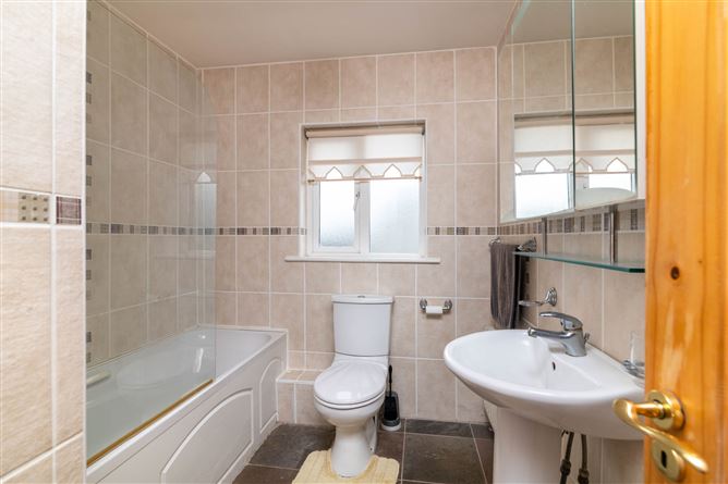 11 Chancery Park Crescent, Tullamore, Co. Offaly