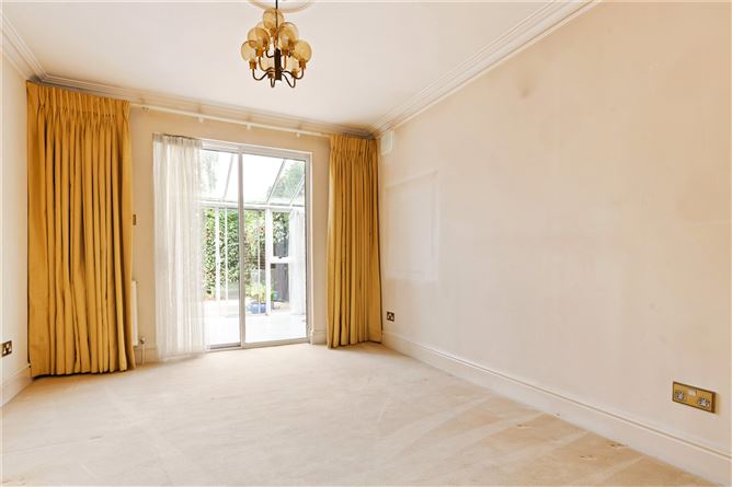 24 Shrewsbury Park, Ballsbridge, Dublin 4