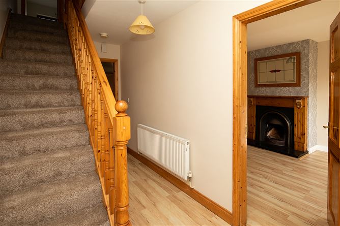 11 Lodge Court , Borris, Carlow