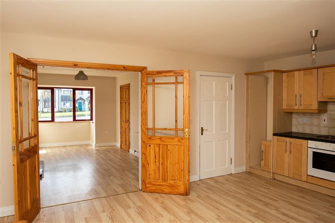 11 Lodge Court , Borris, Carlow