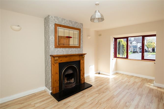 11 Lodge Court , Borris, Carlow