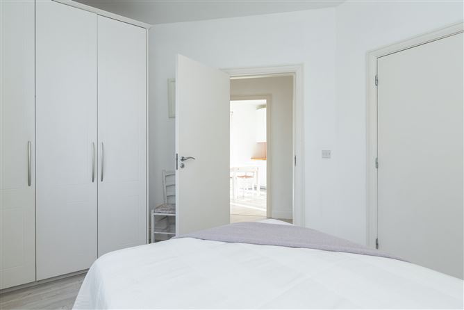 Apt. 11, House 2, Linden Court, Grove Avenue, Blackrock., Blackrock, County Dublin
