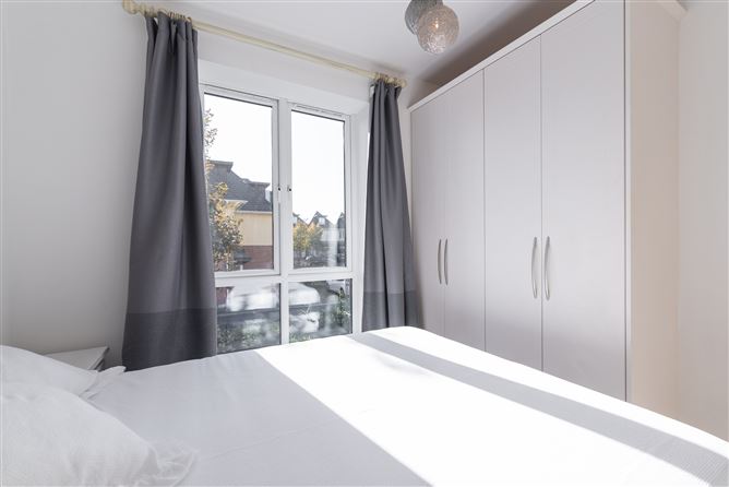 Apt. 11, House 2, Linden Court, Grove Avenue, Blackrock., Blackrock, County Dublin