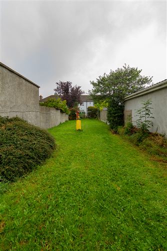 5 Hughes Road North, Walkinstown, Dublin 12