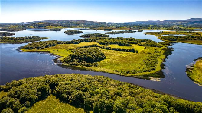 Belle Isle Estate, Lisbellaw, Enniskillen, Co. Fermanagh