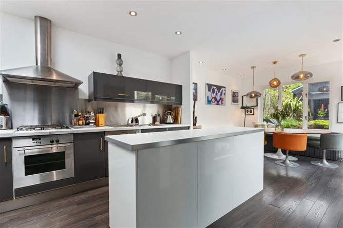82 St Begnet's Villas, Dalkey, Co. Dublin
