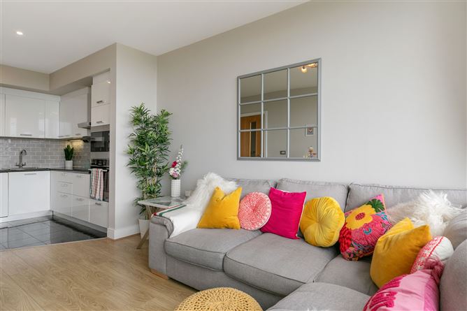 Apartment 33, Mimosa Hall, Levmoss Park, Leopardstown, Dublin 18