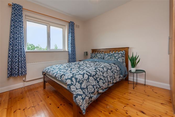 48 Durabhan, Roscam, Galway City, Co. Galway