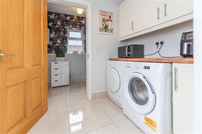 48 Durabhan, Roscam, Galway City, Co. Galway