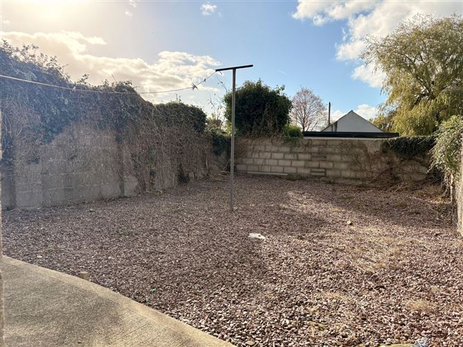 15 Aldergrove, Highfield West, College Road, Cork