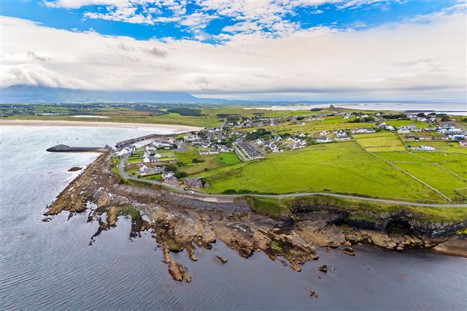 Photo 54 of 62 — 5 Quay View, Mullaghmore, Sligo