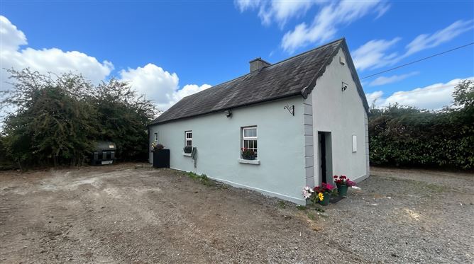 Photo 19 of 36 — Wood Of O Cottage, Ballinaclogh, Golden, Co. Tipperary