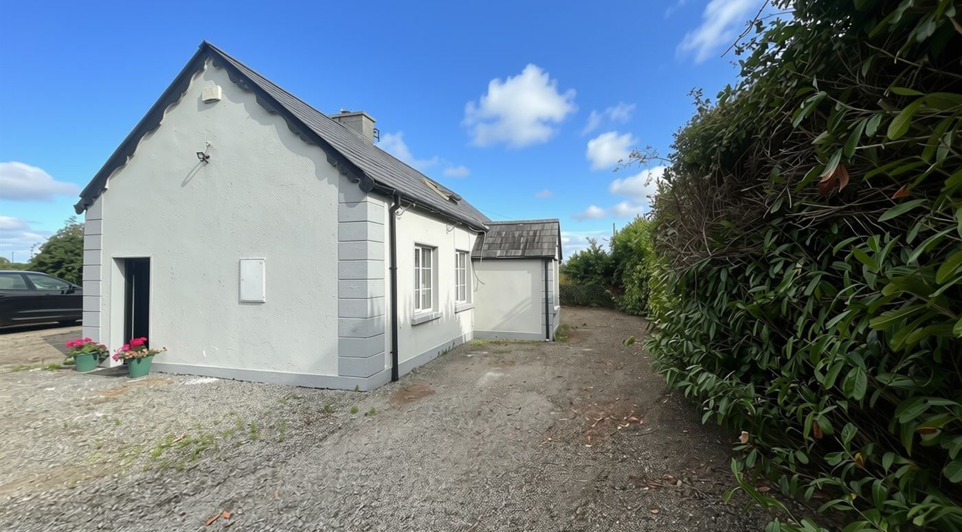 Wood Of O Cottage, Ballinaclogh, Golden, Co. Tipperary